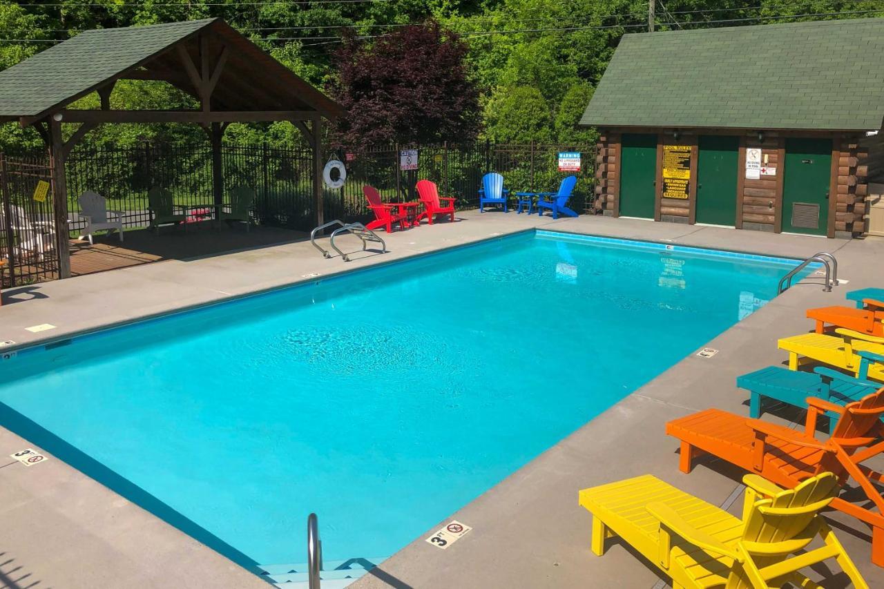 Inviting Sevierville Cabin With Deck And Hot Tub! Exteriér fotografie