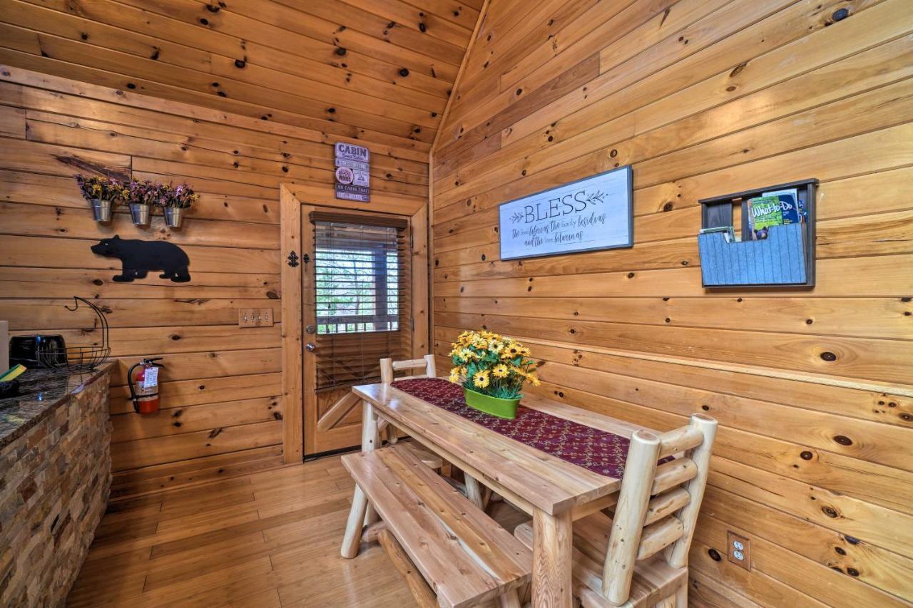 Inviting Sevierville Cabin With Deck And Hot Tub! Exteriér fotografie